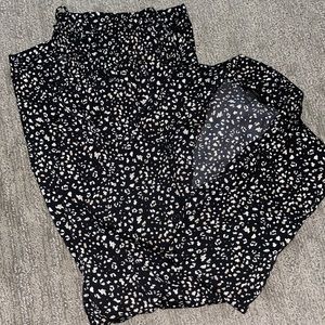 Banana Republic pajama set. Size medium. Both are long sleeve